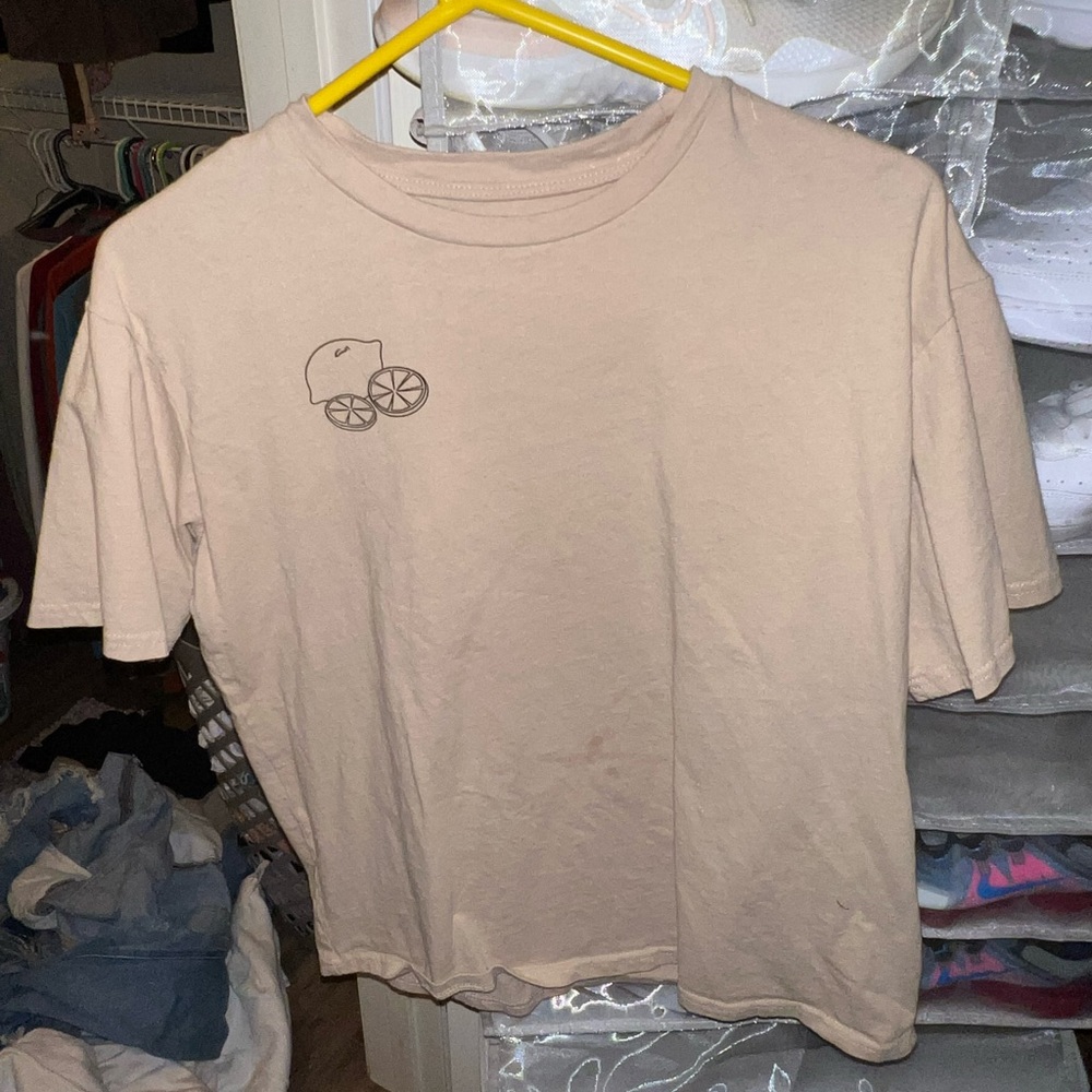women’s tshirt
